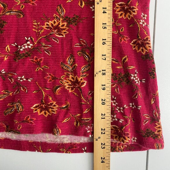 Sundance Red Floral Thermal T Shirt Size Small Crew Neck Long Sleeve - Picture 9 of 10